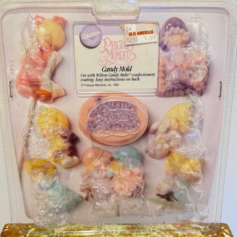 Lot of 9 Vintage Candy Mold Christmas Easter Precious Memories Valentine Holiday - Picture 5 of 12